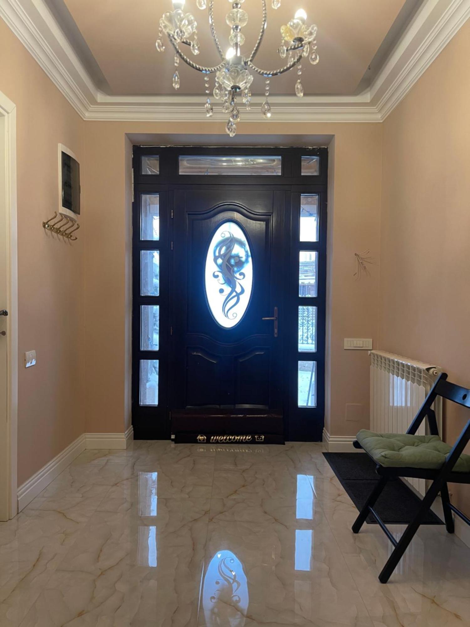 Room In A Private House - 5 Min From Therme And Airport Corbeanca Luaran gambar